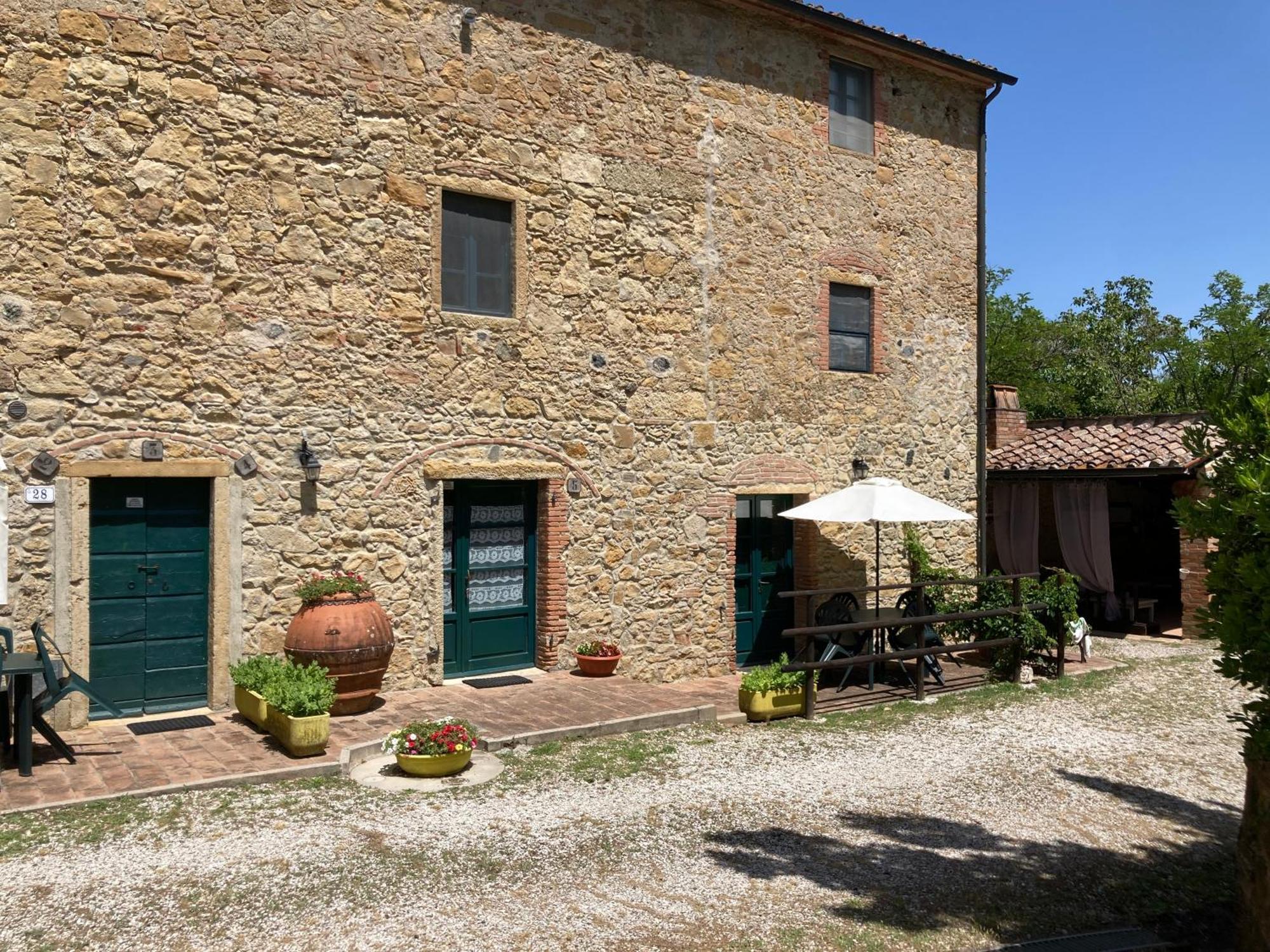 Agriturismo Le Colline 蒙泰斯库达伊奥 外观 照片
