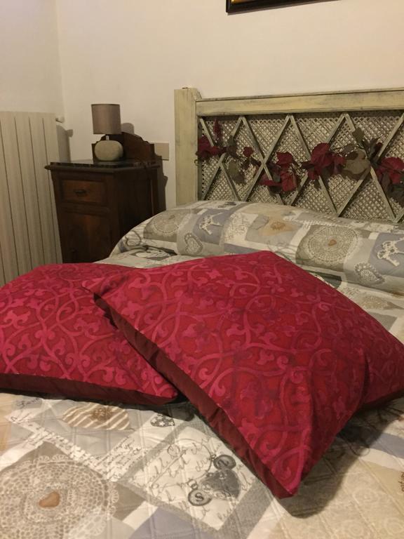 Agriturismo Le Colline 蒙泰斯库达伊奥 外观 照片