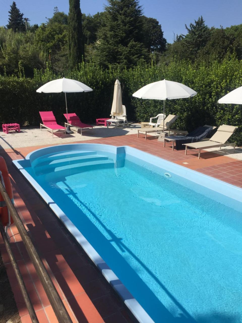 Agriturismo Le Colline 蒙泰斯库达伊奥 外观 照片